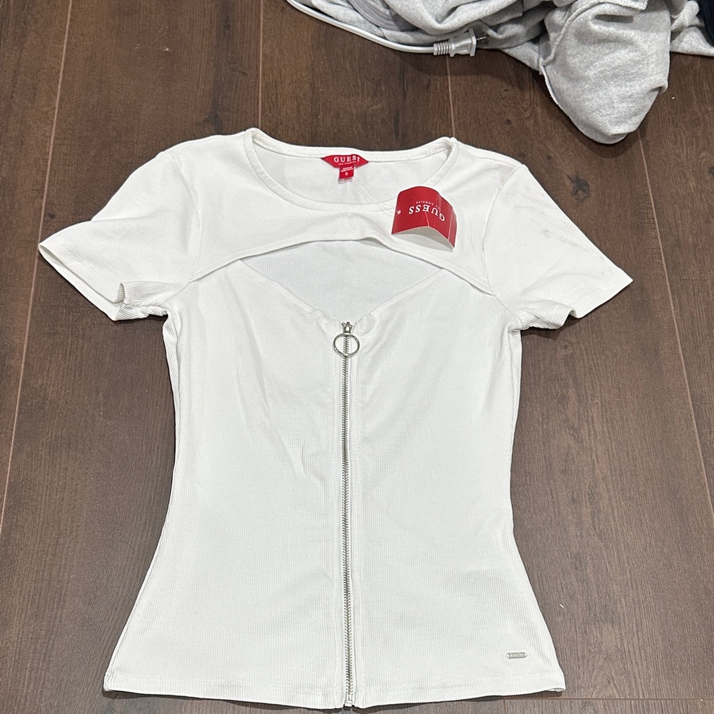 Guess Ivory Zippered Short Sleeve Top